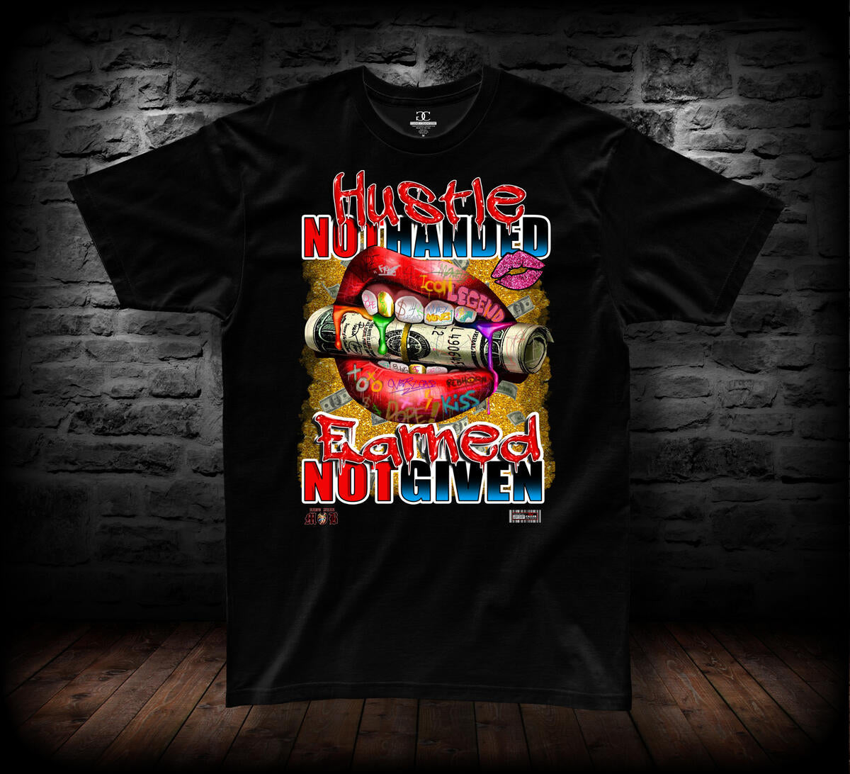 T-SHIRT NOT HANDED